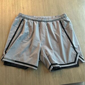 Lululemon Mens License to Train Lined Short 6” Inseam